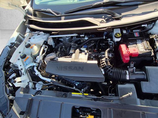 Used 2024 Nissan Rogue S AWD/4WD image 21