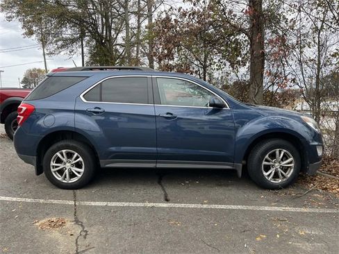 Used 2016 Chevrolet Equinox LT w/ Convenience Package image 2