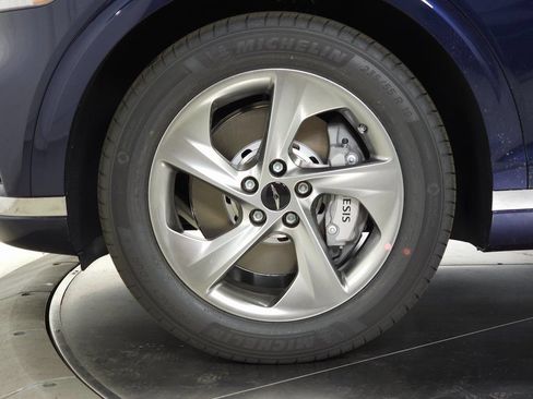 Used 2026 Genesis GV70 2.5T AWD/4WD image 8