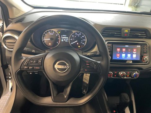 Used 2025 Nissan Versa S w/ S Plus Package FWD image 11