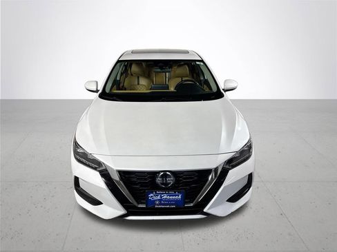 Used 2020 Nissan Sentra SV w/ SV Premium Package FWD image 3