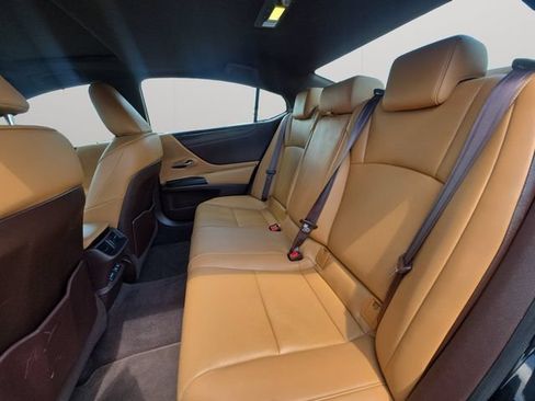 Used 2019 Lexus ES 350 FWD image 11