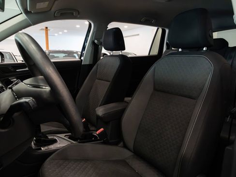 Used 2021 Volkswagen Tiguan S FWD image 7