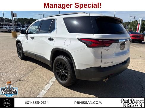 Used 2023 Chevrolet Traverse LT FWD image 5
