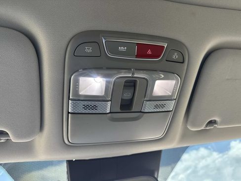 Used 2024 Kia Telluride S w/ S Sunroof Package FWD image 42