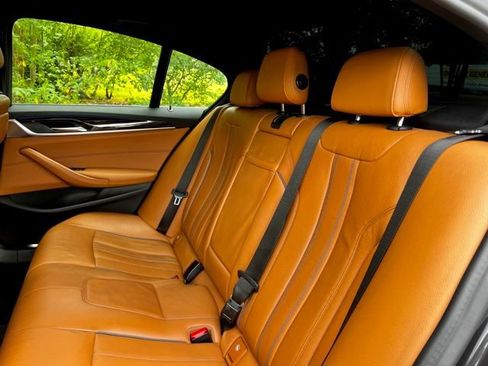 Used 2019 BMW 530i xDrive w/ Convenience Package image 21