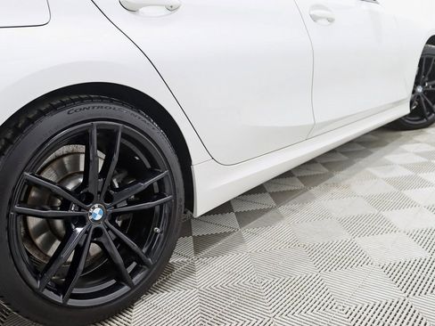 Used 2021 BMW 330i xDrive Sedan w/ M Sport Package image 11