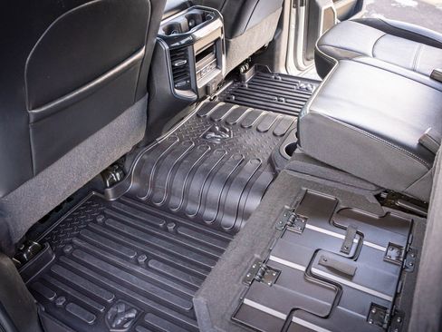 Used 2019 RAM 3500 Laramie image 29