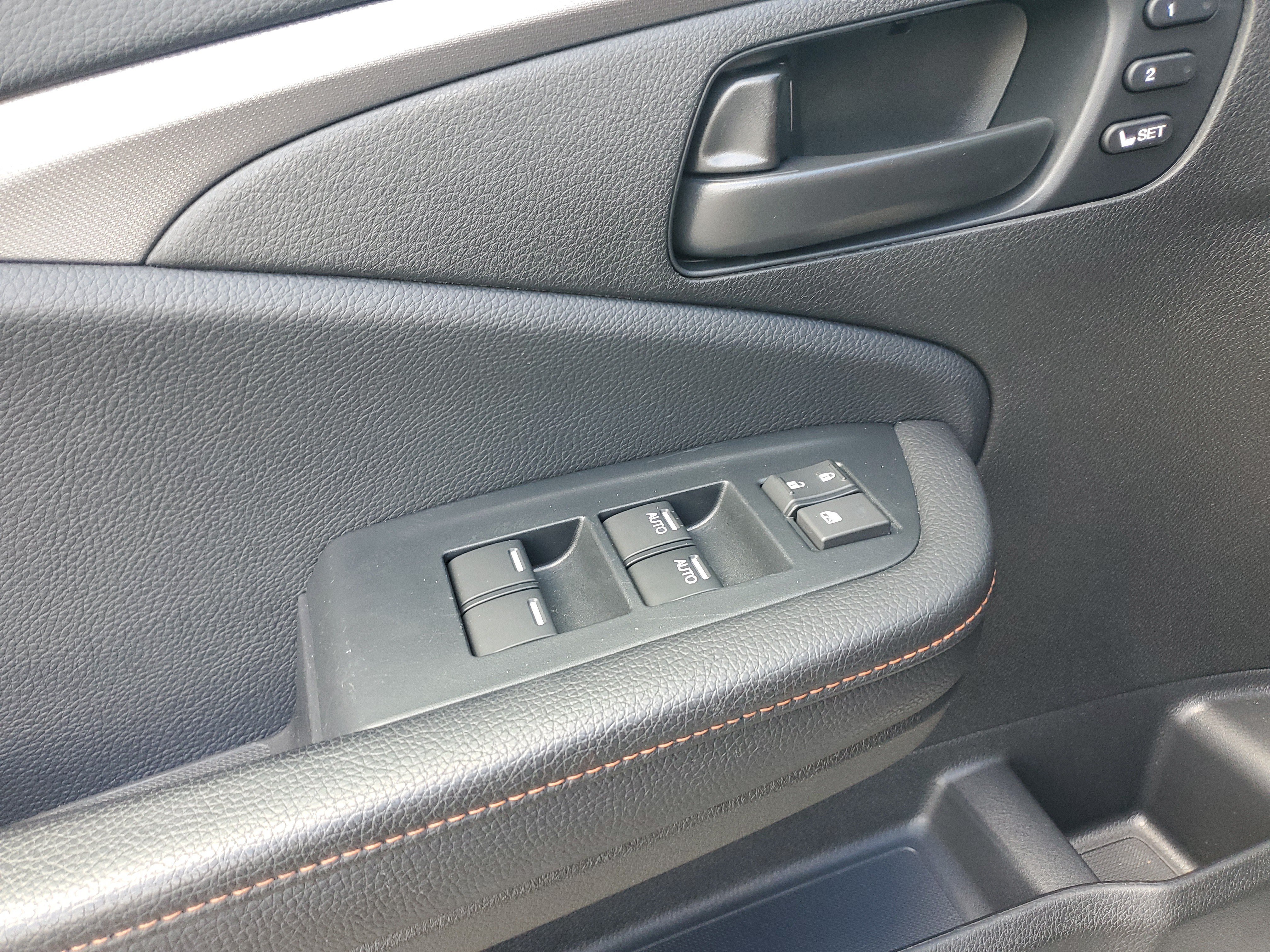 Used 2022 Honda Pilot TrailSport image 23