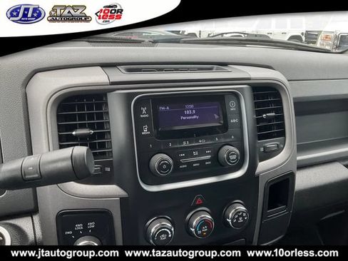 Used 2014 RAM 1500 Express AWD/4WD image 19