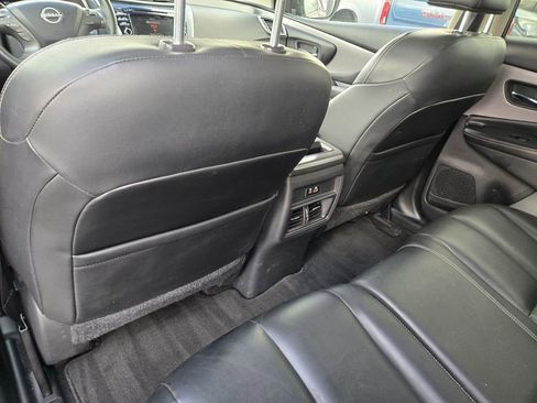 Used 2023 Nissan Murano SV image 19