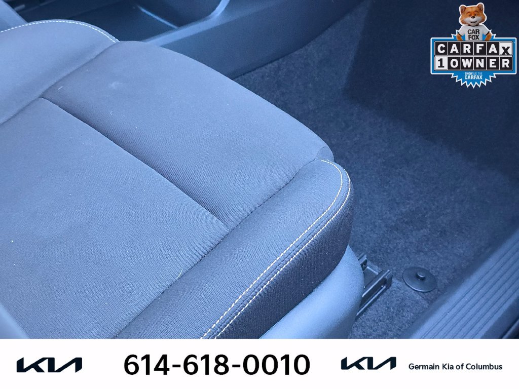 Used 2025 Nissan Rogue S AWD/4WD image 26