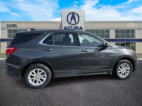 Used 2020 Chevrolet Equinox LT w/ LPO, Floor Liner Package image 6