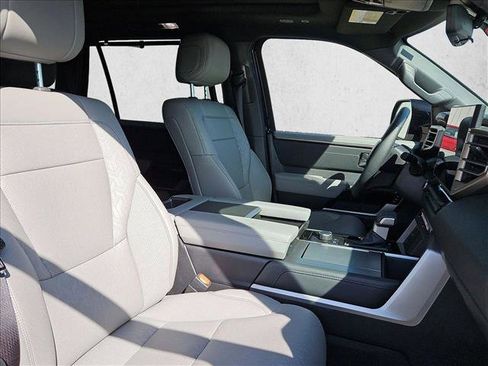 Certified 2025 Toyota Sequoia Limited image 21