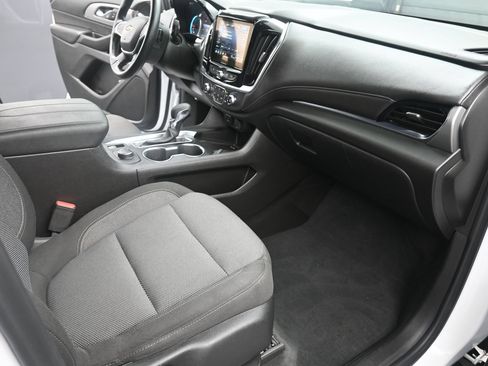 Used 2023 Chevrolet Traverse LT w/ LPO, Floor Liner Package AWD/4WD image 42