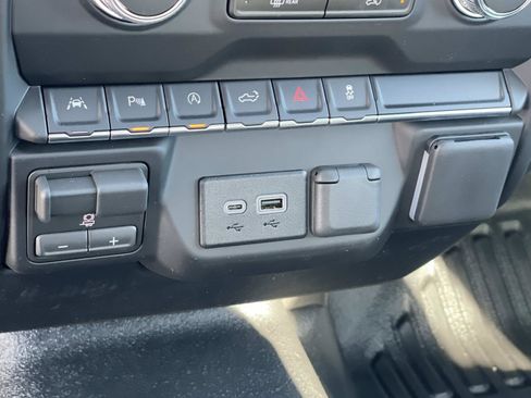 New 2026 GMC Sierra 1500 Pro w/ Pro Value Package image 17