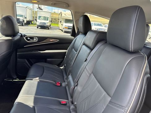 Used 2020 INFINITI QX60 Luxe w/ Essential Package image 13