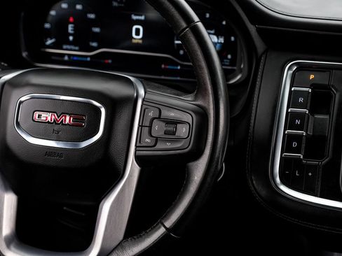 Used 2022 GMC Yukon XL SLE image 14