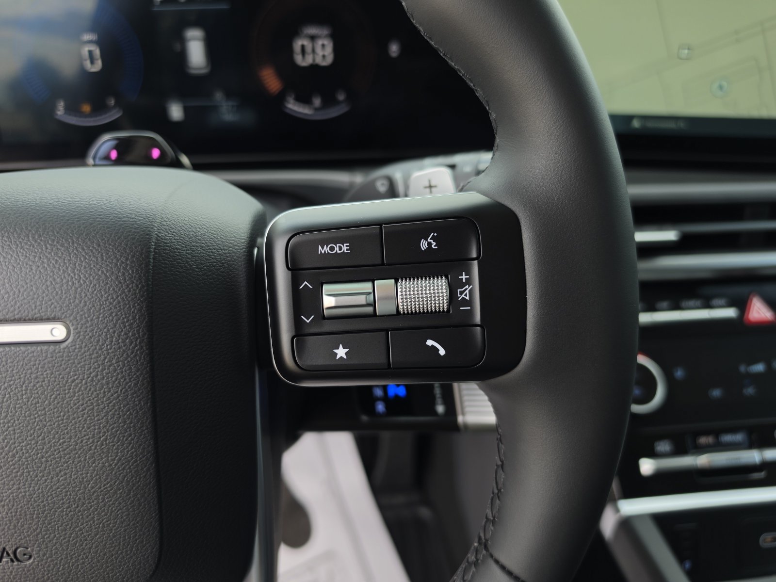 New 2026 Hyundai Santa Fe XRT AWD/4WD image 33