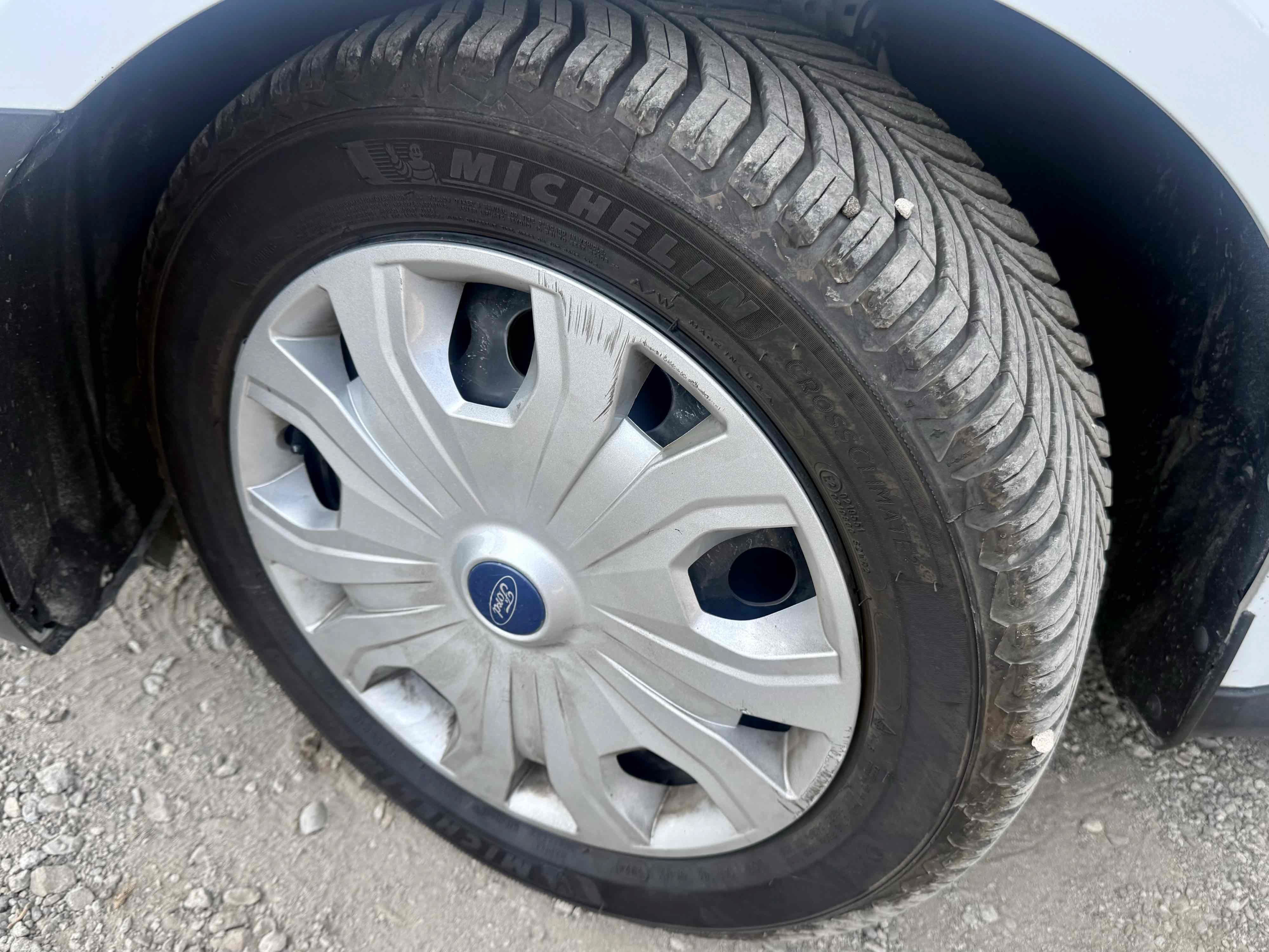 Used 2020 Ford Transit Connect XL FWD image 8