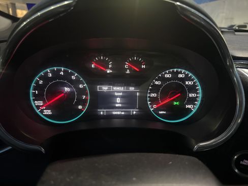 Used 2020 Chevrolet Malibu LT image 9