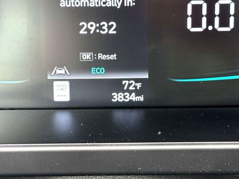 Used 2025 Hyundai Elantra Blue image 27