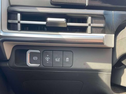Used 2025 Hyundai Santa Fe SE AWD/4WD image 20
