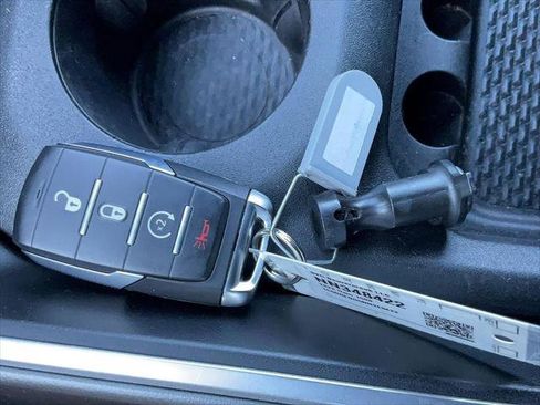 Used 2022 RAM 1500 Big Horn image 22