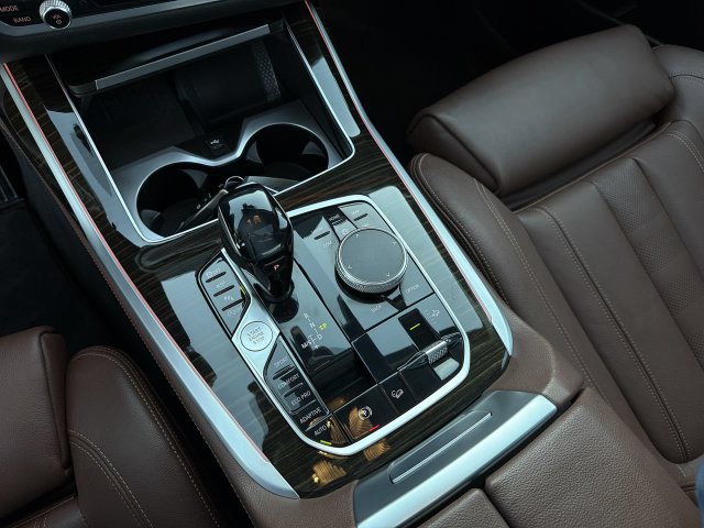 Used 2020 BMW X7 xDrive40i AWD/4WD image 22