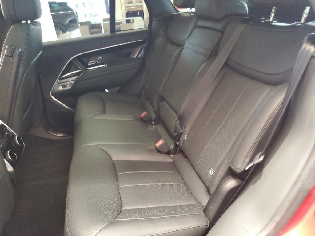 Used 2023 Land Rover Range Rover SE AWD/4WD image 33