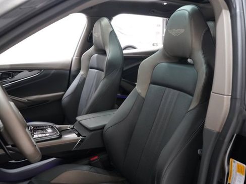 Used 2025 Aston Martin DBX 707 image 23