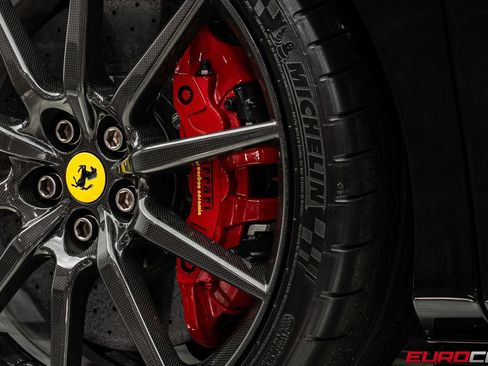 Used 2022 Ferrari F8 Tributo RWD image 25