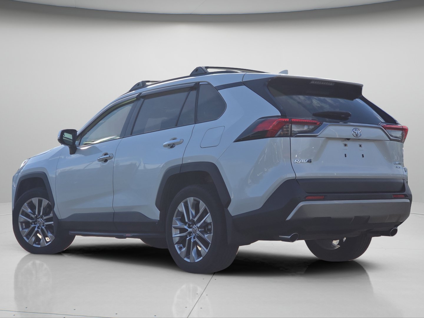 Certified 2022 Toyota RAV4 Limited AWD/4WD image 23