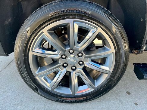 Used 2019 Chevrolet Tahoe Premier image 15