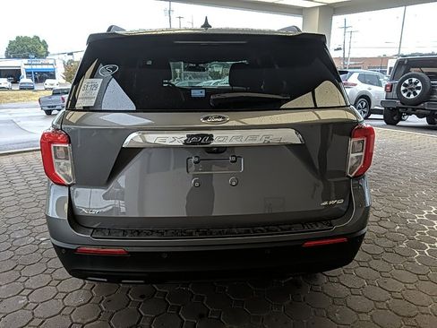 Certified 2023 Ford Explorer XLT image 6