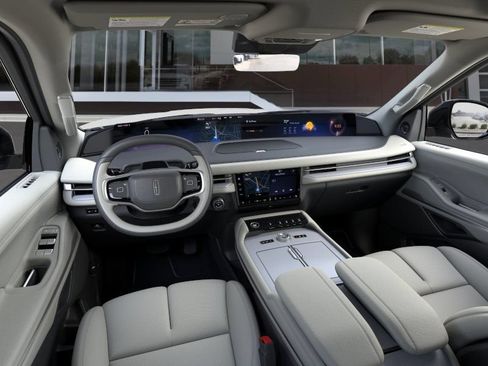 New 2026 Lincoln Navigator Reserve w/ Jet Appearance Package AWD/4WD image 10