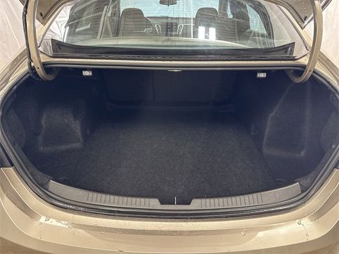 Certified 2024 Chevrolet Malibu LT image 24