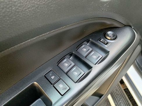 Certified 2019 Chevrolet Colorado LT w/ LT Convenience Package image 20