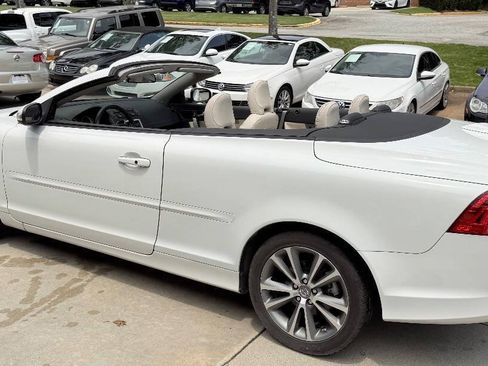 Used 2013 Volvo C70 T5 FWD image 23