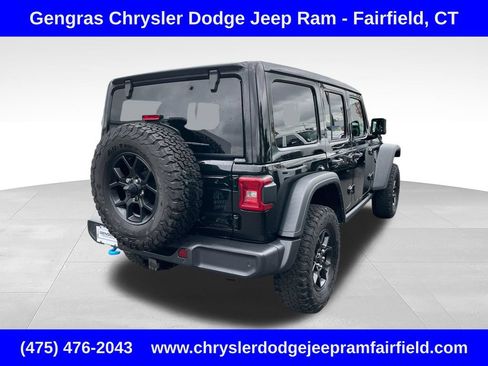 Used 2024 Jeep Wrangler Unlimited AWD/4WD image 7