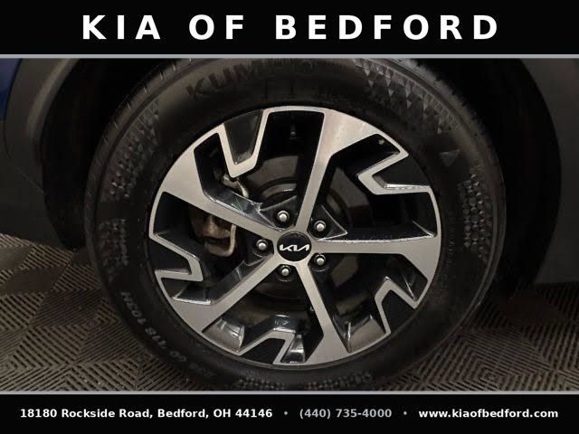 Certified 2025 Kia Sportage EX FWD image 22