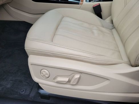 Used 2022 Audi Q5 2.0T Premium image 9