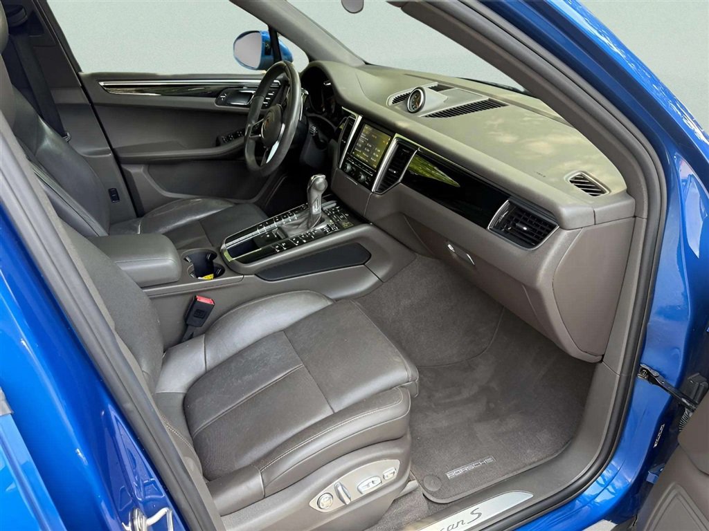 Used 2016 Porsche Macan S AWD/4WD image 18