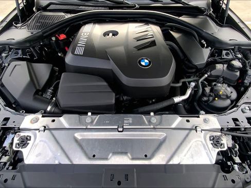 Certified 2025 BMW 330i Sedan image 31