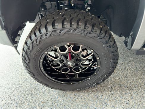 New 2025 Chevrolet Silverado 1500 RST image 36