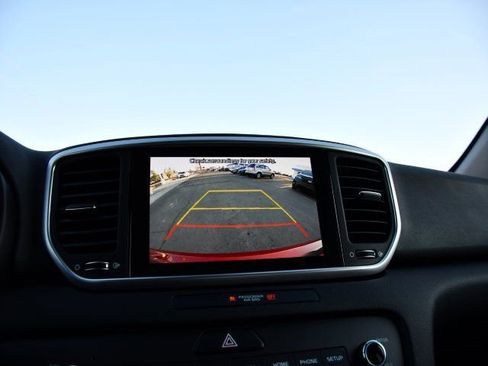 Used 2021 Kia Sportage LX w/ LX AWD Popular Package image 18