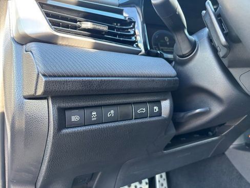 Used 2025 Toyota Camry SE image 22