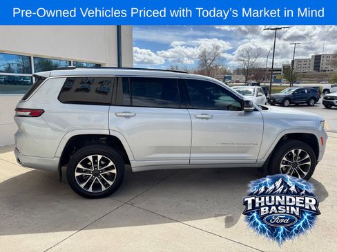 Used 2021 Jeep Grand Cherokee L Overland image 6