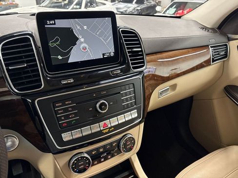 Used 2019 Mercedes-Benz GLS 550 4MATIC image 37