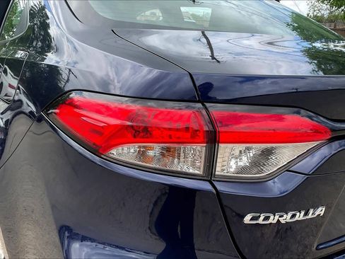 Used 2024 Toyota Corolla LE FWD image 28